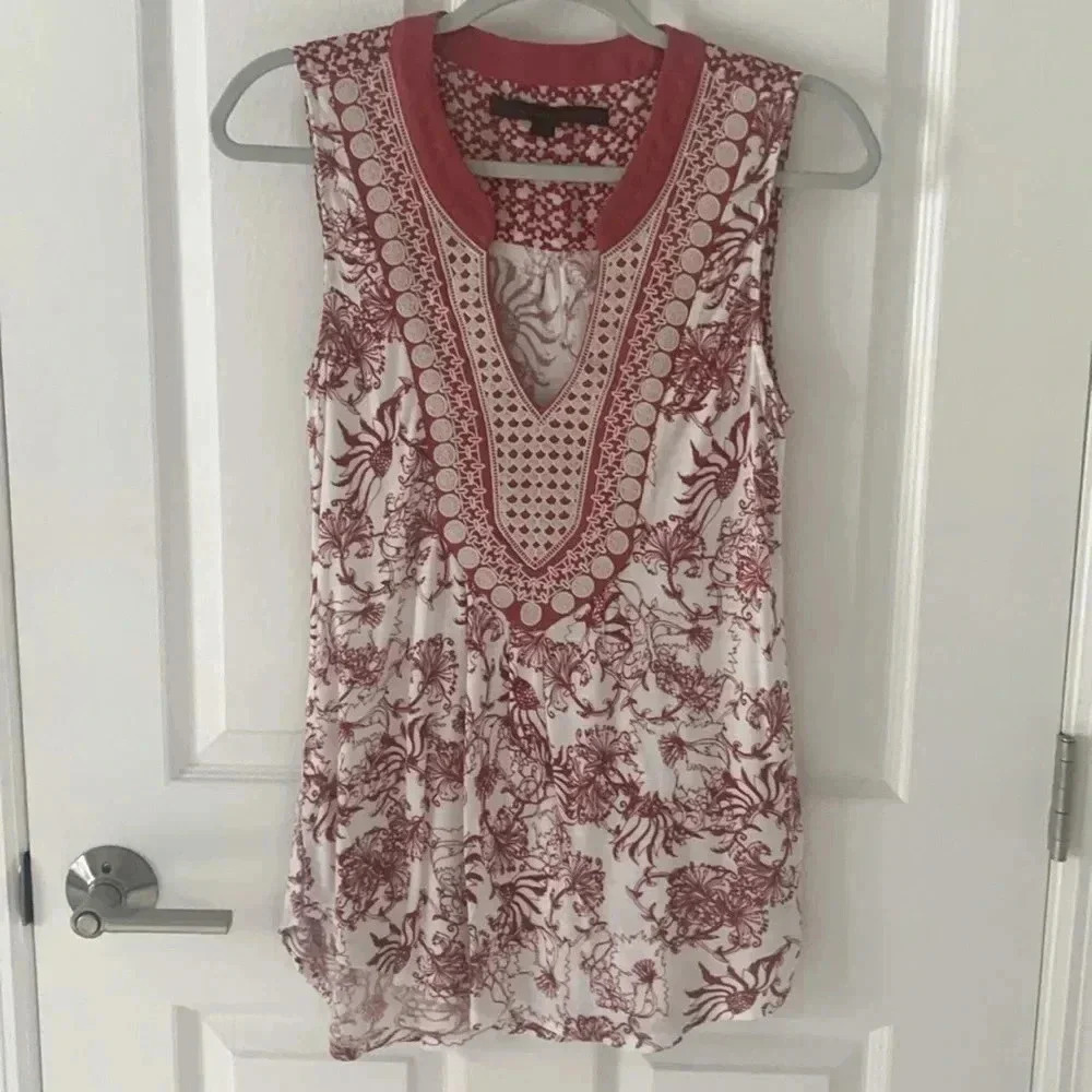 A common thread Anthropologie tank